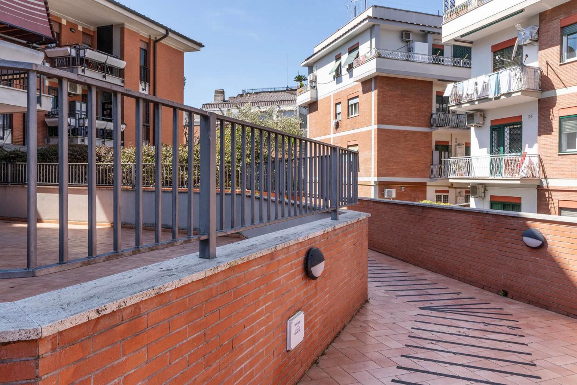 Apartment Pictadomus-magenta - Fermata Metroa A 300 Mt Rom